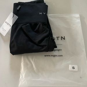 BRAND NEW WITH TAGS IN BAG NVGTN Black Contour 2.0 Seamless Leggings Small